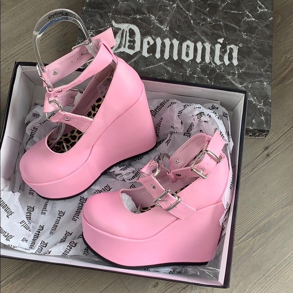 Demonia Poison 99 - Picture 2 of 3